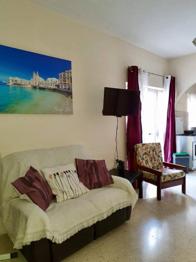 Kennedy Court - Prime Location - Bus Terminus Leilighet San Pawl il-Baħar Eksteriør bilde